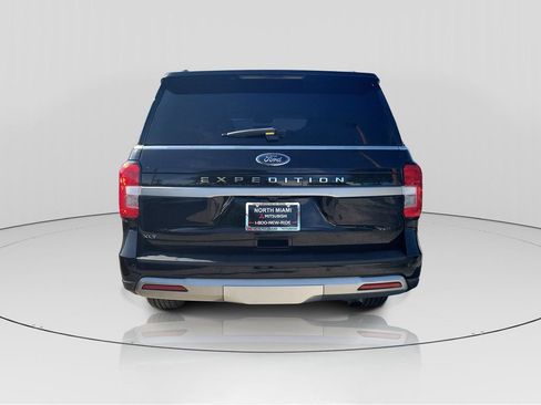 Used 2024 Ford Expedition XLT RWD image 6