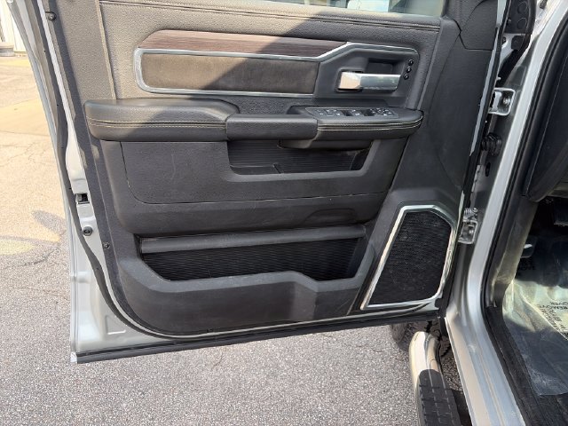 Used 2026 RAM 2500 Laramie AWD/4WD image 10