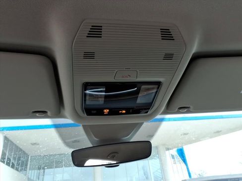 New 2026 Volkswagen Atlas SE image 18