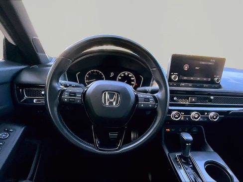 Used 2025 Honda Civic Sport image 9