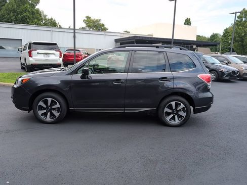 Used 2018 Subaru Forester 2.5i Limited AWD/4WD image 14