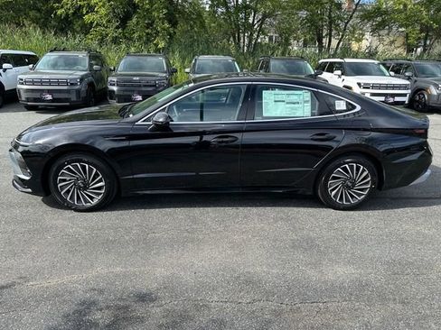 New 2025 Hyundai Sonata SEL image 2