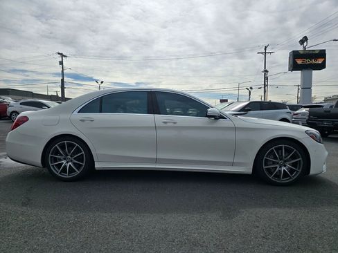 Used 2019 Mercedes-Benz S 560 Sedan w/ AMG Line Exterior image 5