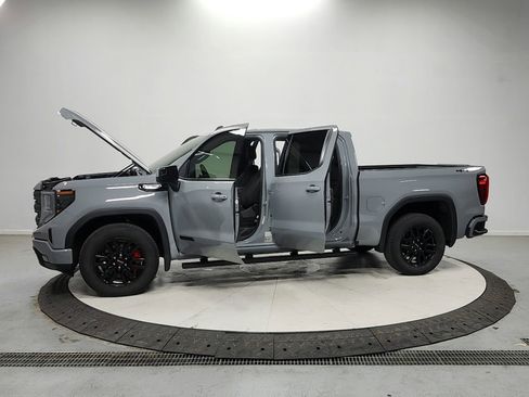 Used 2024 GMC Sierra 1500 Elevation w/ Preferred Package image 12