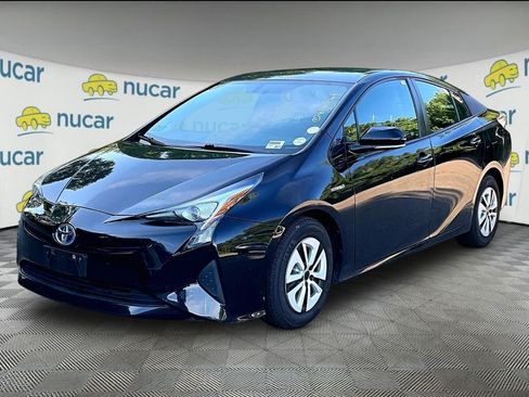 Used 2016 Toyota Prius Three FWD image 3