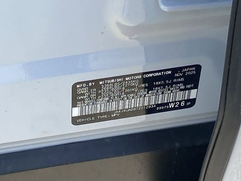 New 2026 Mitsubishi Outlander ES AWD/4WD image 30