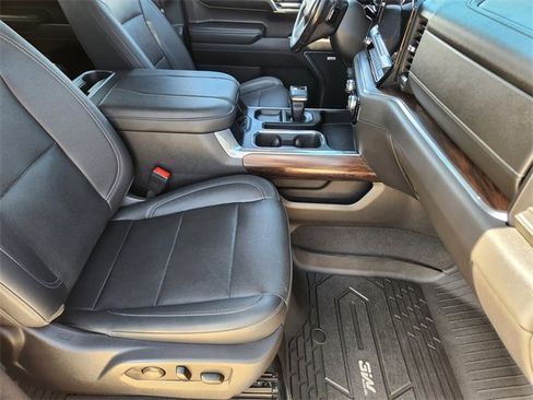 Certified 2023 GMC Sierra 1500 SLT image 15