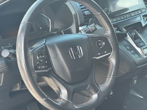 Used 2023 Honda Odyssey Sport image 16
