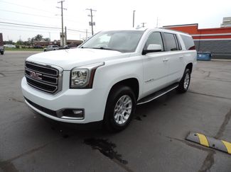 Used 2019 GMC Yukon XL SLT image 1