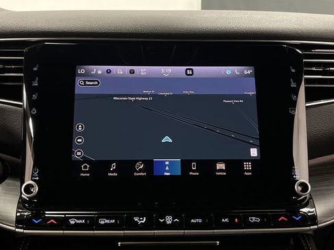 Used 2024 Jeep Wagoneer Series III w/ Convenience Group I image 9