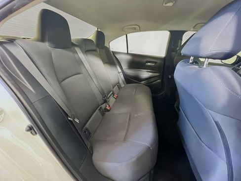 Used 2021 Toyota Corolla LE image 25