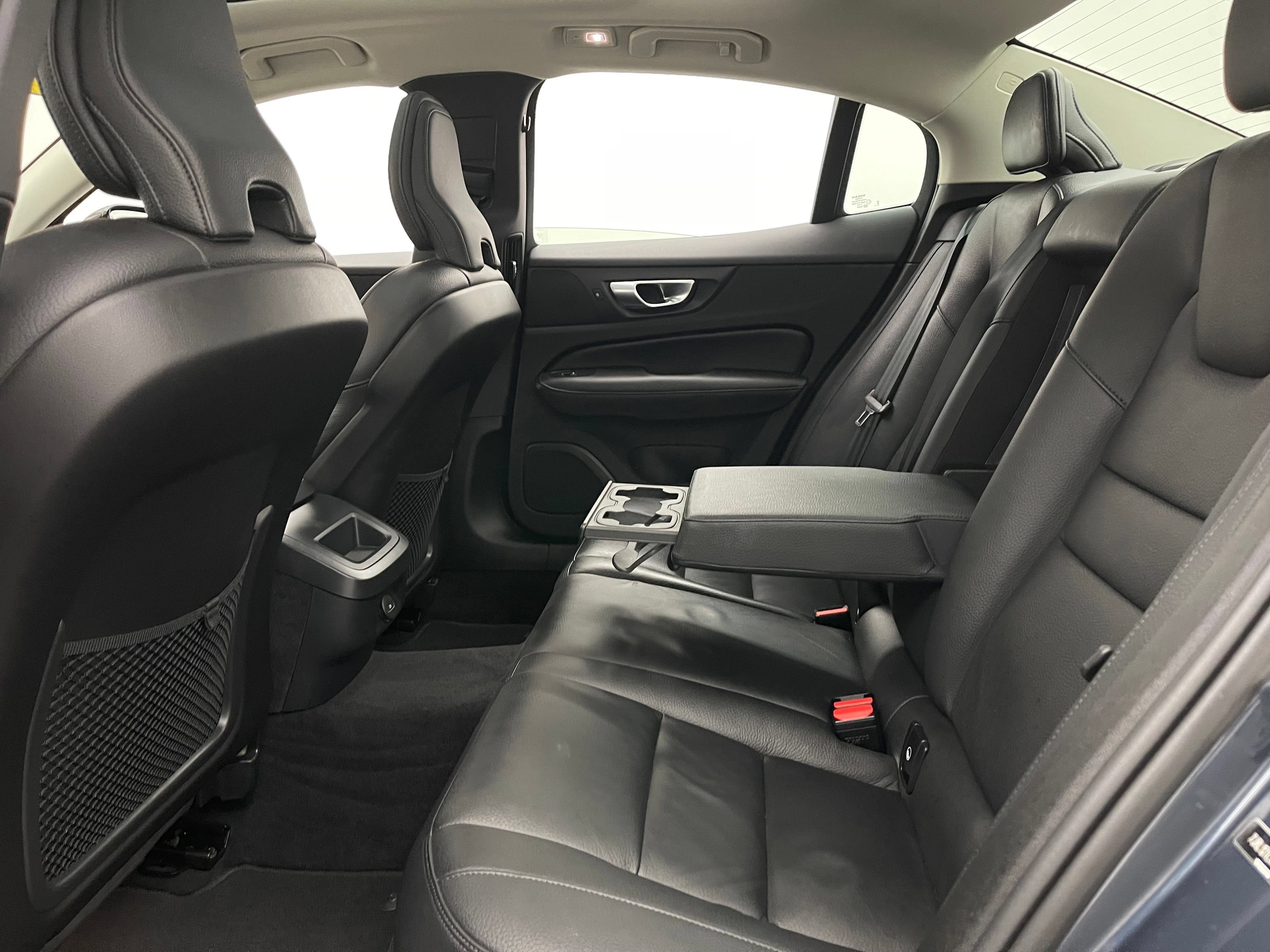 Used 2024 Volvo S60 B5 Plus AWD/4WD image 39