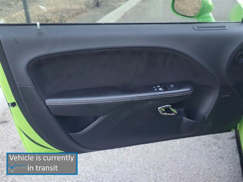 Used 2015 Dodge Challenger SRT Hellcat RWD image 10