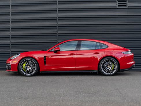 Certified 2023 Porsche Panamera AWD/4WD image 2