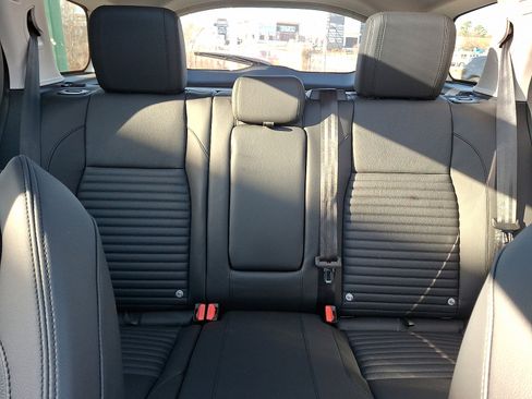 New 2025 Land Rover Discovery Sport S image 16