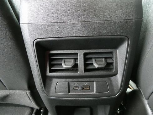 Certified 2024 GMC Canyon AT4 image 20