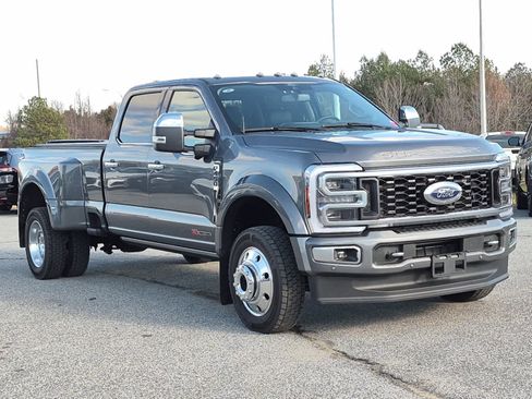 Used 2024 Ford F450 Limited w/ FX4 Off-Road Package image 2