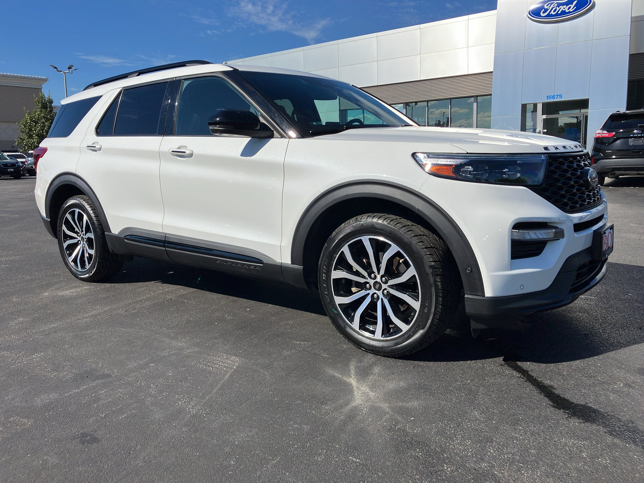 Used 2020 Ford Explorer ST w/ Premium Technology Package AWD/4WD image 8