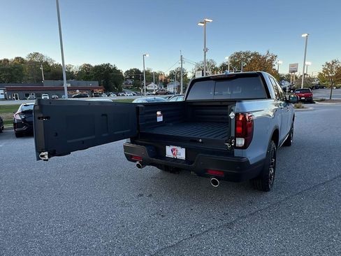 New 2026 Honda Ridgeline Black Edition image 18