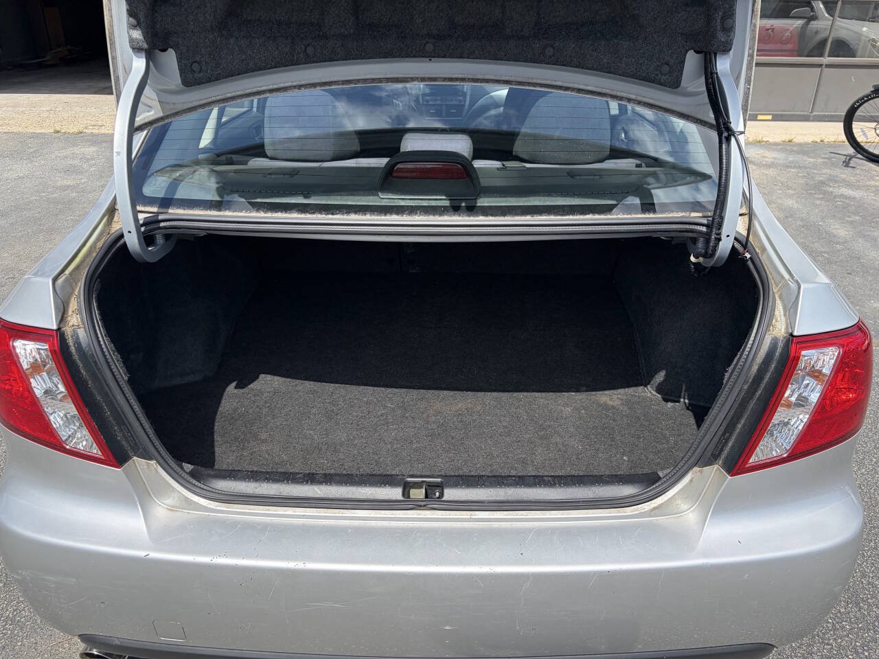 Used 2011 Subaru Impreza 2.5i AWD/4WD image 15