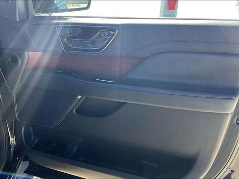 Used 2023 Lincoln Navigator Reserve image 29