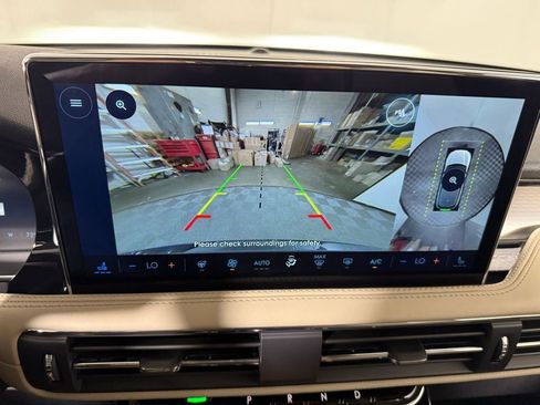 New 2026 Lincoln Corsair Premiere image 64