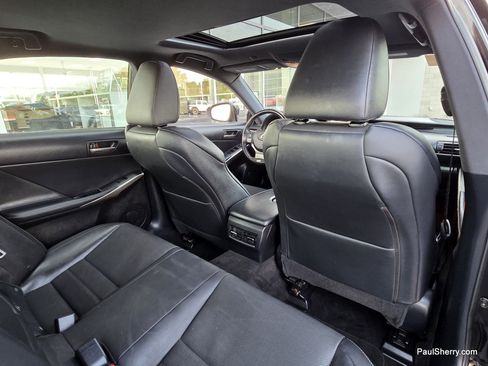 Used 2019 Lexus IS 300 F Sport w/ F Sport Package AWD/4WD image 42