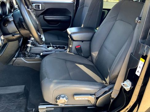 Used 2020 Jeep Wrangler Sport image 10
