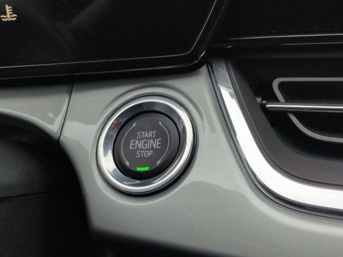 New 2026 Chevrolet Trax LT image 17