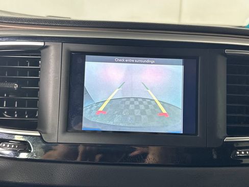 Used 2020 Chrysler Voyager Lxi FWD image 17