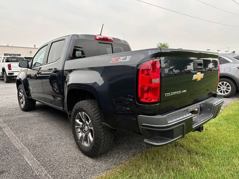 Used 2018 Chevrolet Colorado Z71 AWD/4WD image 3