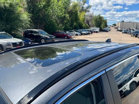 Used 2023 Toyota RAV4 XLE Premium AWD/4WD image 15