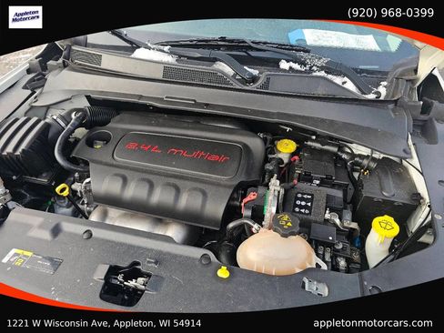 Used 2018 Jeep Compass Limited image 10