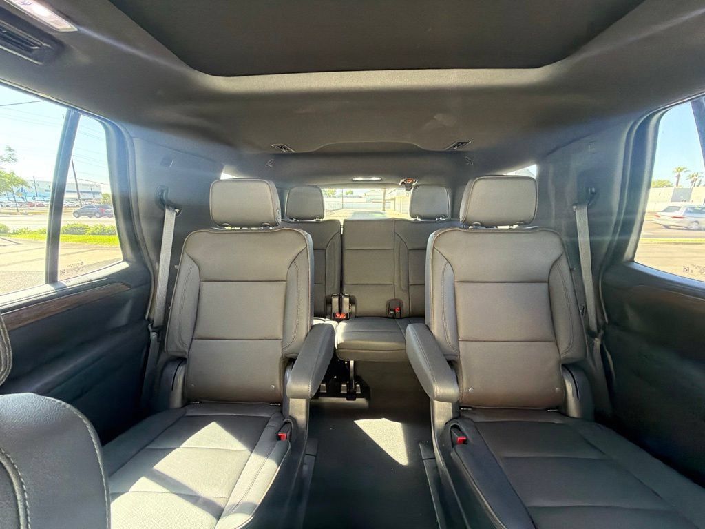 Used 2023 Chevrolet Tahoe High Country AWD/4WD image 5