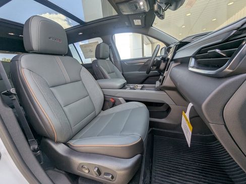 New 2026 GMC Acadia AT4 w/ Super Cruise Package image 13