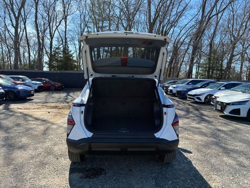 Used 2025 Hyundai Kona SEL image 34