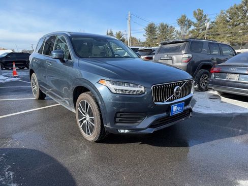 Used 2020 Volvo XC90 T6 Momentum image 6
