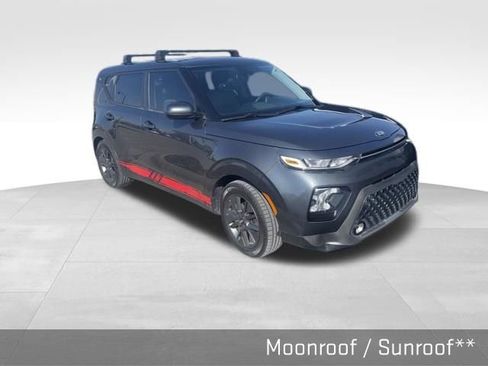 Used 2021 Kia Soul EX image 2