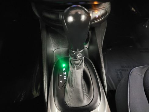 Used 2022 FIAT 500X Pop w/ Sport Appearance Package image 25