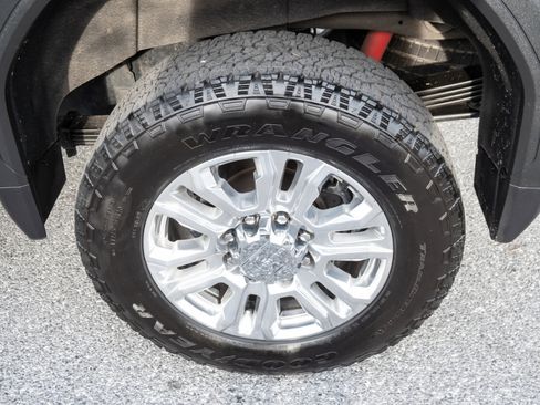 Used 2023 GMC Sierra 2500 Denali w/ Denali Ultimate Package image 51