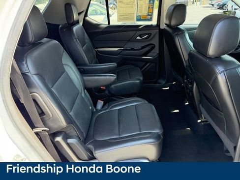 Used 2018 Chevrolet Traverse Premier w/ Driver Confidence II Package FWD image 42