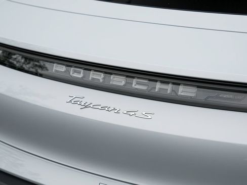 Certified 2025 Porsche Taycan 4S AWD/4WD image 17