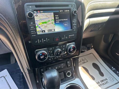 Used 2017 Chevrolet Traverse Premier FWD image 23