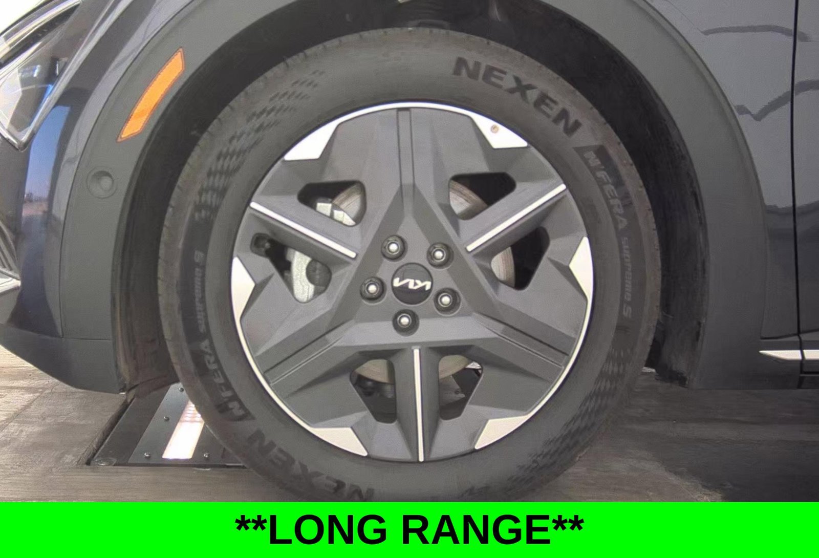 Used 2025 Kia EV6 Light w/ Light LR Technology Package RWD image 15