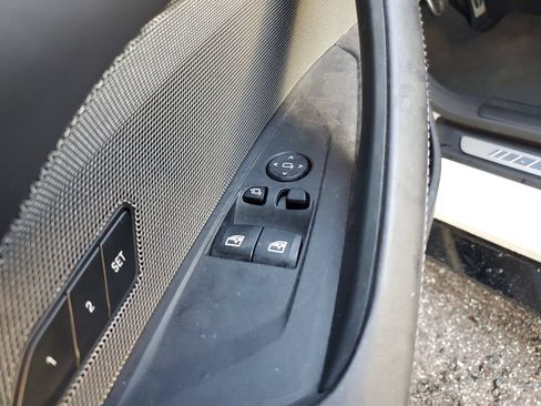 Used 2021 BMW M4 Coupe RWD image 10