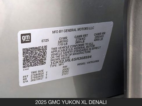 Used 2025 GMC Yukon XL Denali AWD/4WD image 27