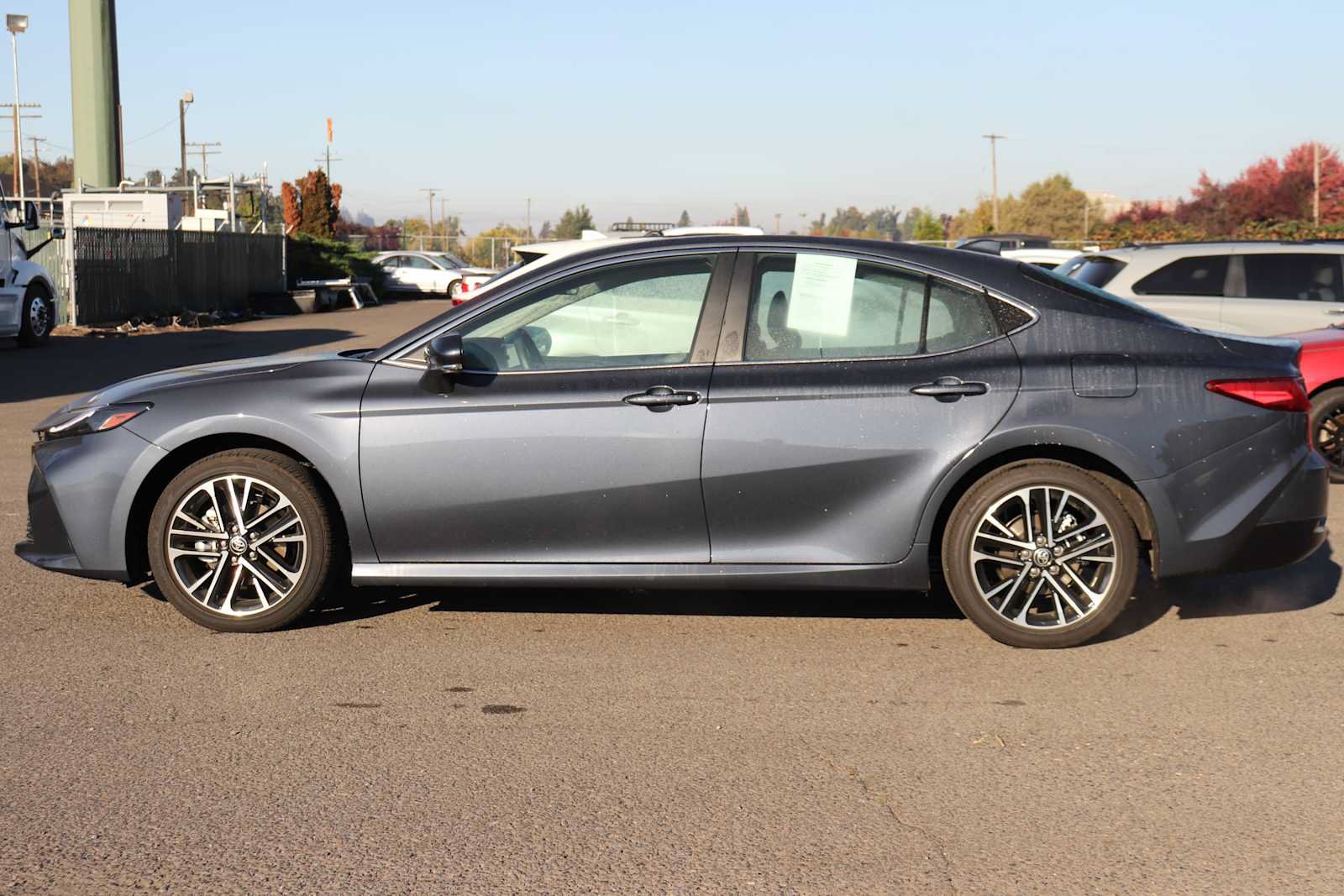 Used 2026 Toyota Camry XLE AWD/4WD image 8