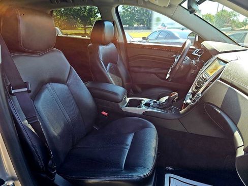 Used 2015 Cadillac SRX Luxury w/ Driver Awareness Package image 18