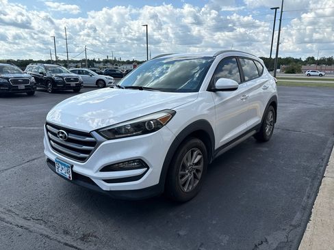 Used 2017 Hyundai Tucson SE image 3