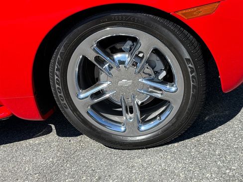 Used 2004 Chevrolet SSR w/ Preferred Equipment Group image 34